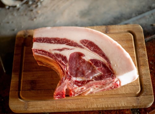 cote de porc blanc de l'ouest